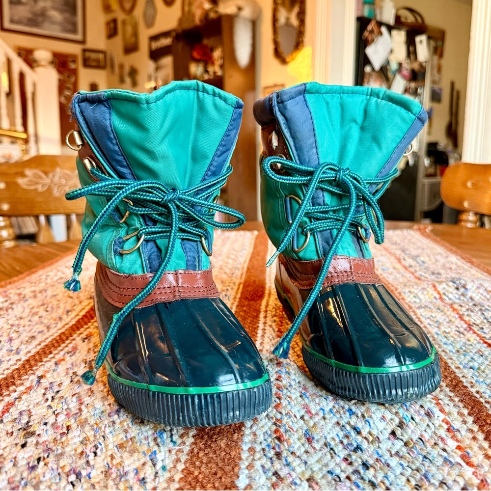Vintage Thermolite Insulated Winter Color block Duck Boots